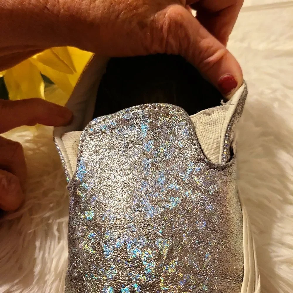 Halogen van's off the wall ladies size8 men's size6.5 in EUC,